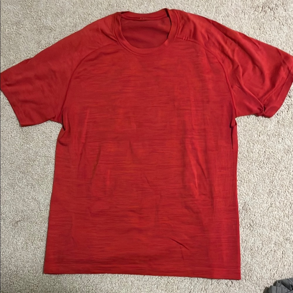 Lululemon Vibrant Red Short Sleeve Tee